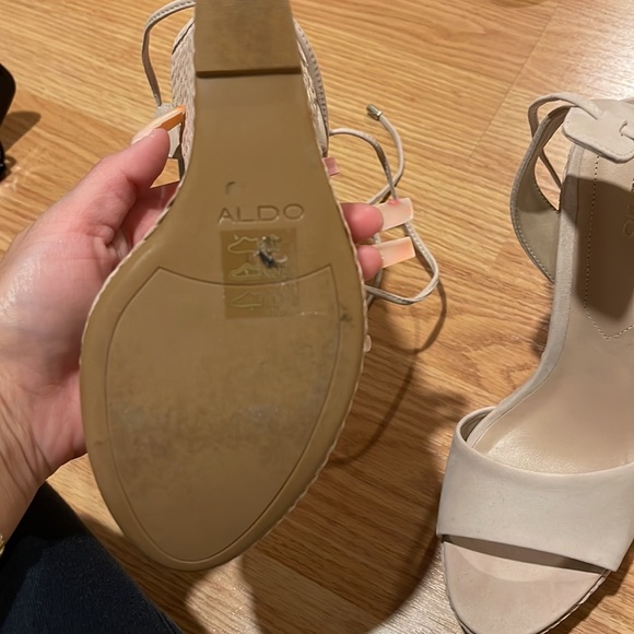 ALDO NUDE WEDGES - Picture 3 of 3